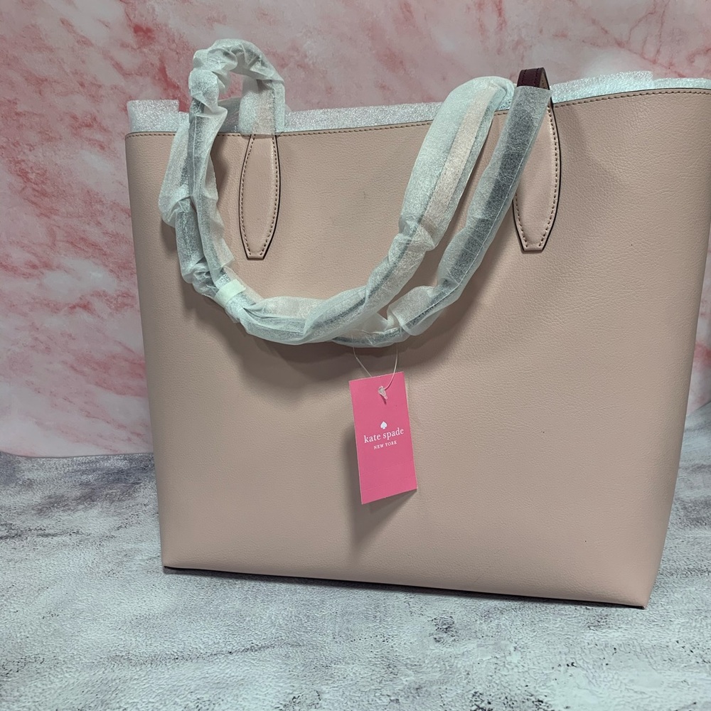 Kate Spade Tote - Picture 4 of 6